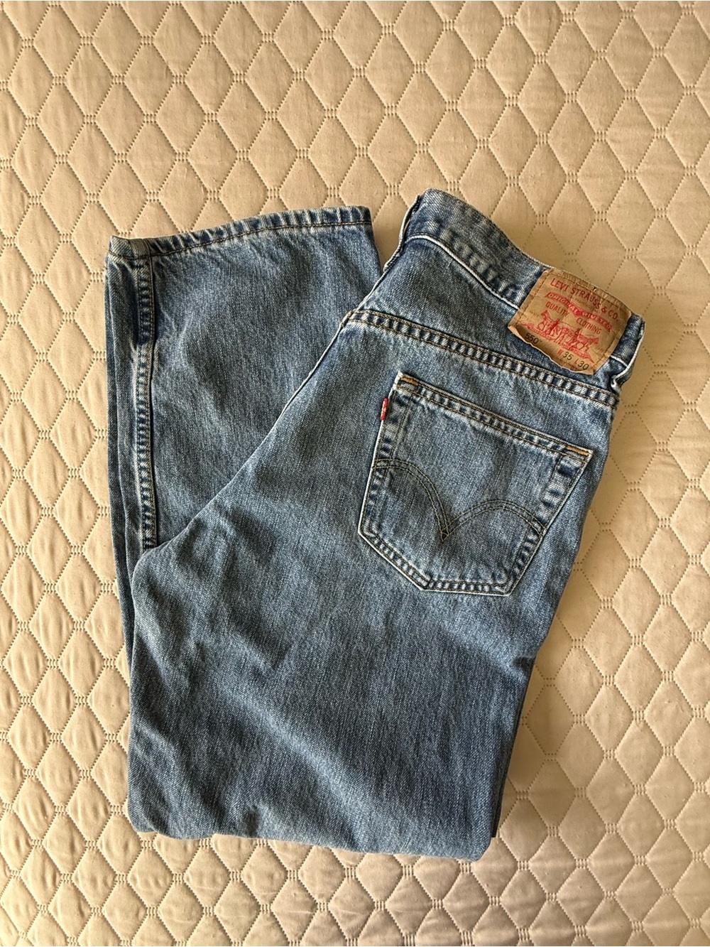 Levi's 550 Relaxed Fit Mens Jeans 35x30 Medium Wash Blue Denim 100% Cotton